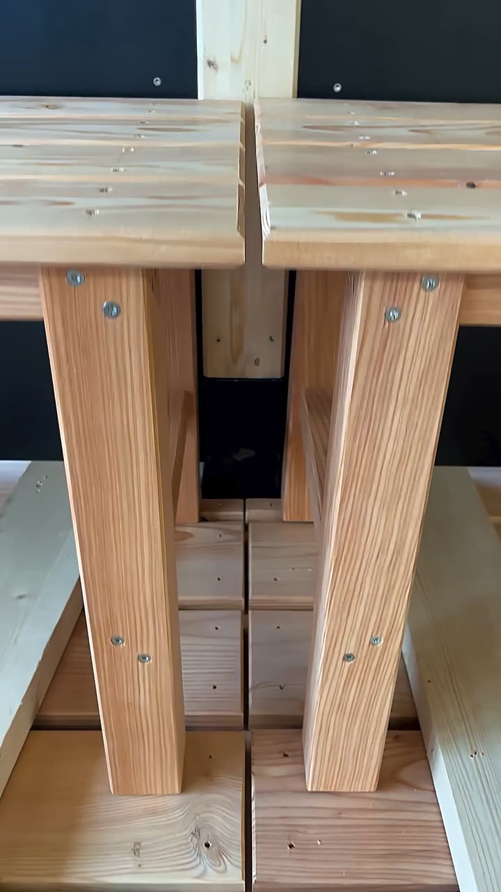 Massivholz-Bankbeine in der Werkstatt